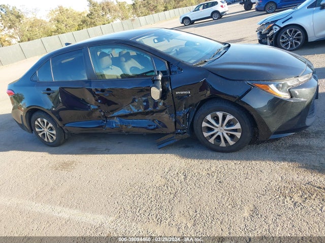 Toyota Corolla Hybrid Le 2021 JTDEAMDE5MJ013178 Image 14