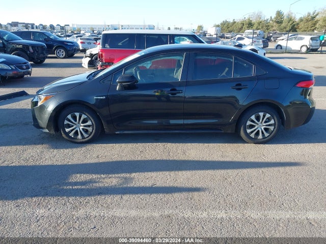 Toyota Corolla Hybrid Le 2021 JTDEAMDE5MJ013178 Image 15
