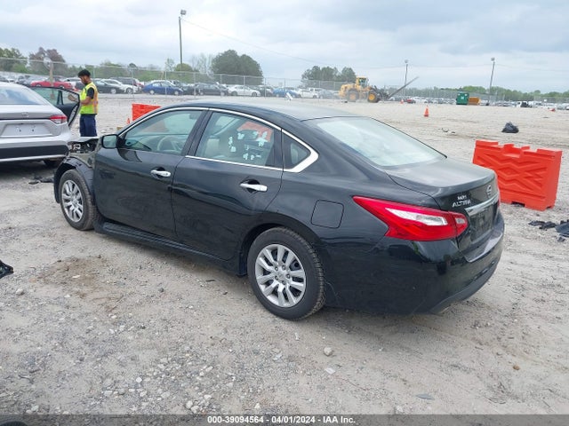 Nissan Altima 2.5 S 2017 1N4AL3AP9HC202635 Image 3