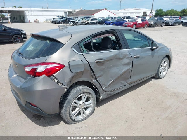 Chevrolet Cruze Lt Auto 2018 3G1BE6SM3JS607977 Image 4