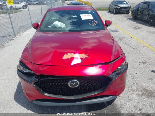Mazda Mazda3 Preferred Package 2020 JM1BPAMM4L1160243 Image 6