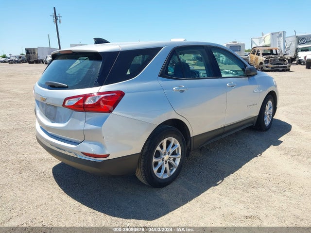 Chevrolet EQUINOX LS 2018 3GNAXHEV5JS536043 Image 4