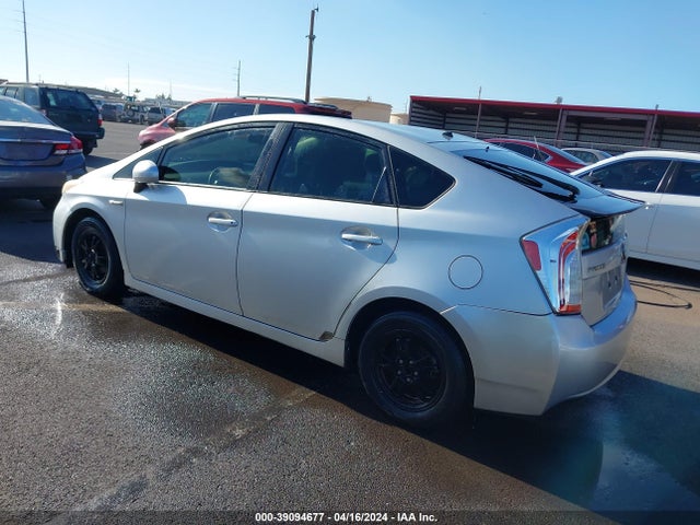 Toyota Prius Five/four/three/two 2014 JTDKN3DU4E1735705 Image 3