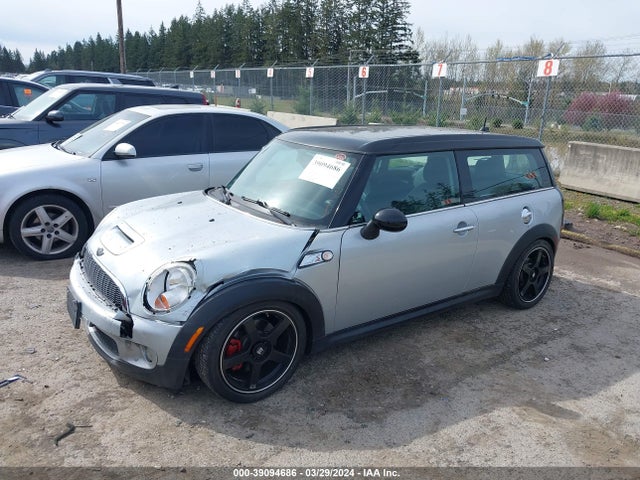 2008 MINI COOPER S CLUBMAN WMWMM33568TP87395 Photo 1