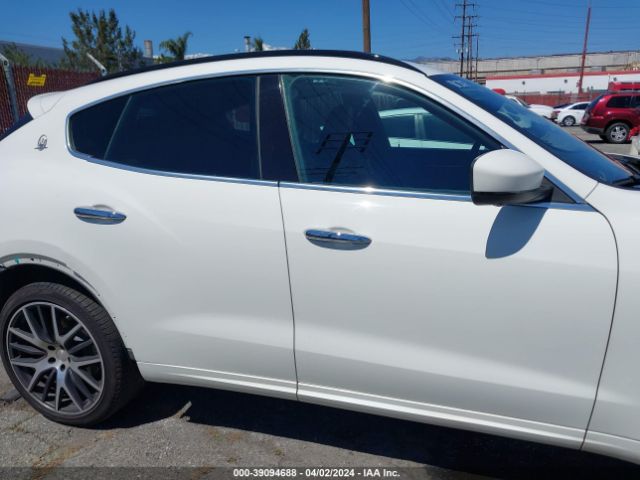 ZN661YUS9HX256169 Maserati LEVANTE S