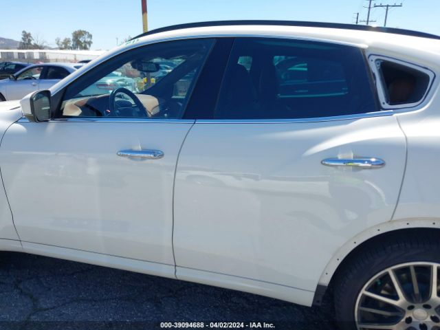 ZN661YUS9HX256169 Maserati LEVANTE S