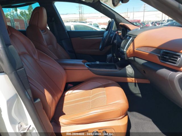 ZN661YUS9HX256169 Maserati LEVANTE S