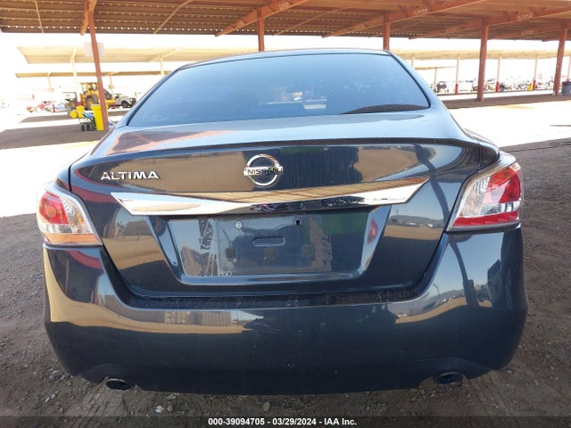 Nissan Altima 2.5 S 2015 1N4AL3AP8FC448881 Image 16