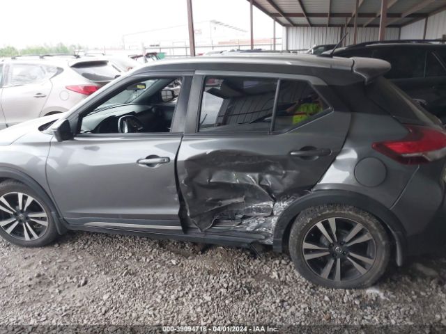 3N1CP5CU4KL522675 Nissan KICKS SR