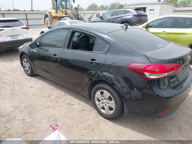 KIA FORTE LX 2017 3KPFK4A72HE015741 Image 3