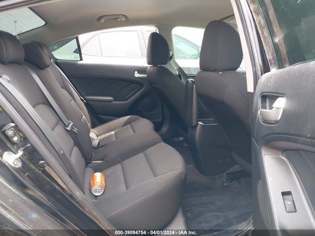 KIA FORTE LX 2017 3KPFK4A72HE015741 Image 8