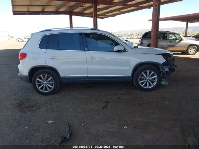 WVGRV7AX9HK003780 Volkswagen Tiguan 2.0t Wolfsburg Edition