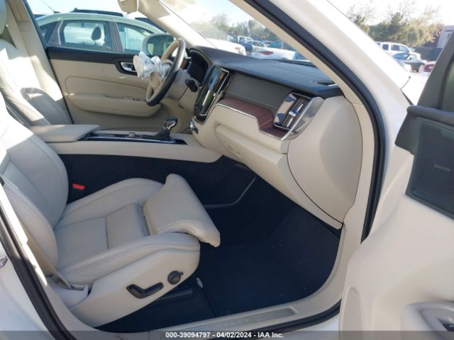 LYVA22RL9KB214773 Volvo Xc60 T6 Inscription