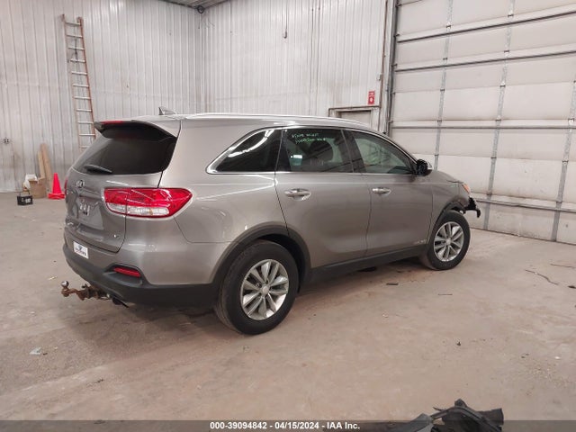 KIA Sorento 3.3l Lx 2018 5XYPGDA53JG372875 Image 4