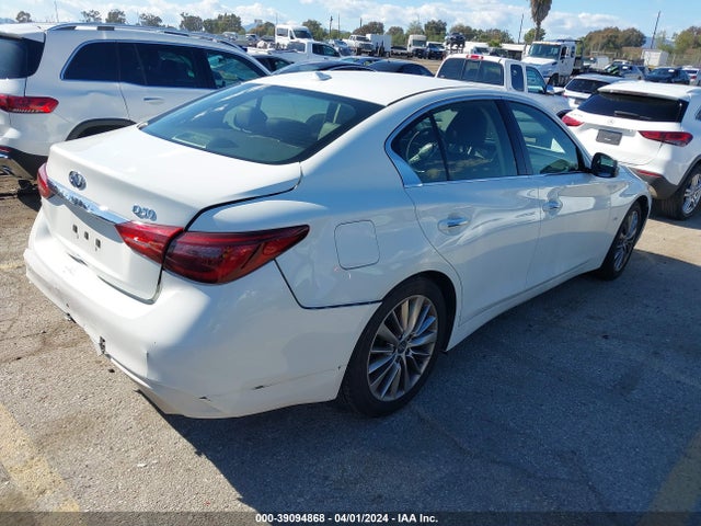 JN1EV7AP7JM592358 Infiniti Q50 3.0t Luxe