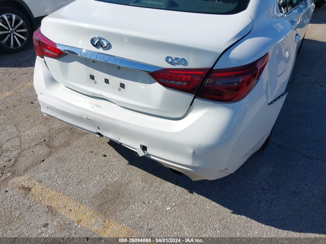 JN1EV7AP7JM592358 Infiniti Q50 3.0t Luxe