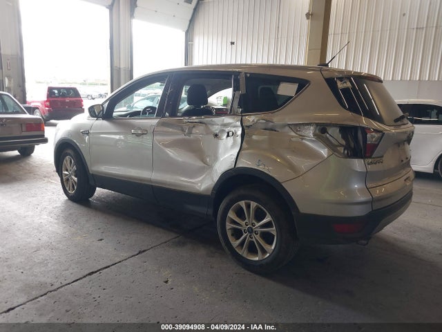 Ford ESCAPE SE 2017 1FMCU9G92HUC35834 Image 3