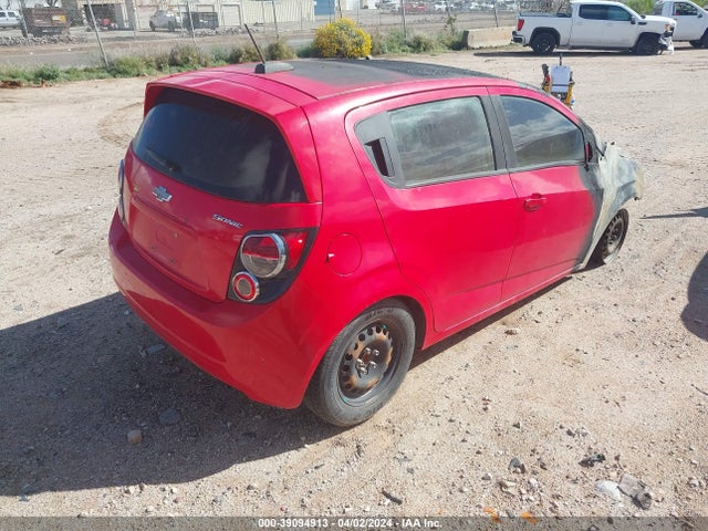 Chevrolet Sonic Ls Manual 2015 1G1JB6SH5F4136011 Image 4