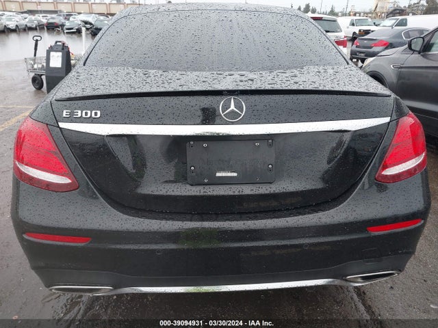 Mercedes-Benz E 300 2017 WDDZF4JB5HA094191 Image 16