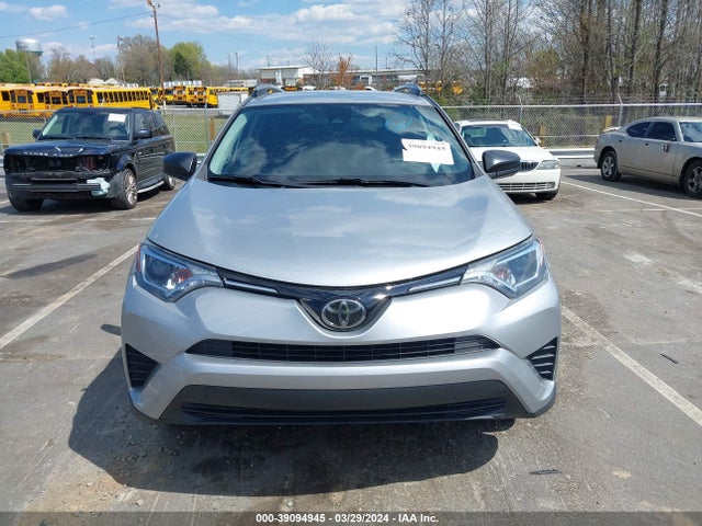 Toyota RAV4 LE 2018 2T3ZFREV6JW521543 Image 12