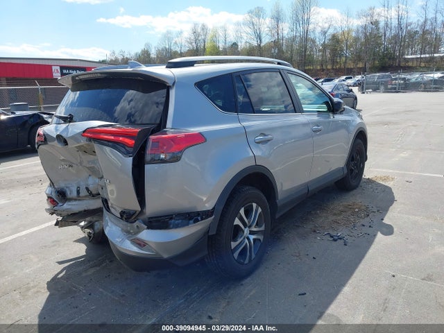 Toyota RAV4 LE 2018 2T3ZFREV6JW521543 Image 4