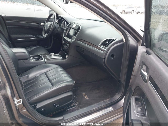 Chrysler 300C 2017 2C3CCAEG4HH570529 Image 5