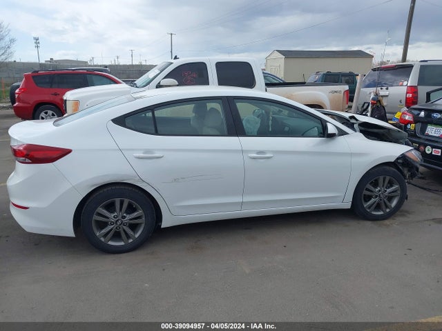 Hyundai ELANTRA SE 2017 5NPD84LF0HH128805 Image 13