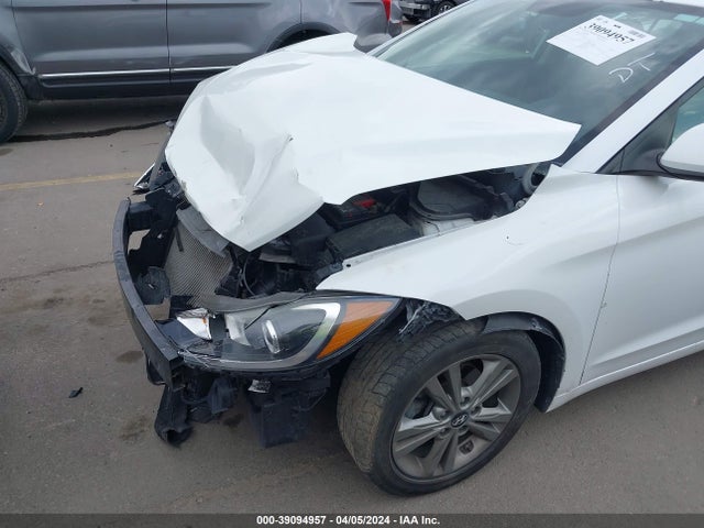 Hyundai ELANTRA SE 2017 5NPD84LF0HH128805 Image 6