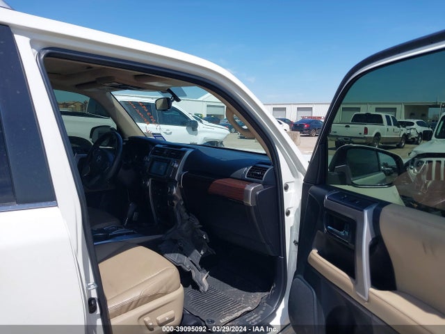 Toyota 4runner Limited 2016 JTEZU5JR2G5135298 Image 5