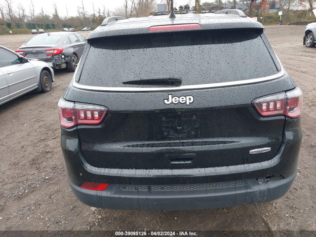 Jeep Compass Latitude Fwd 2018 3C4NJCBB0JT193841 Image 16