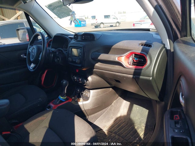Jeep Renegade Trailhawk 2016 ZACCJBCT5GPD72773 Image 5