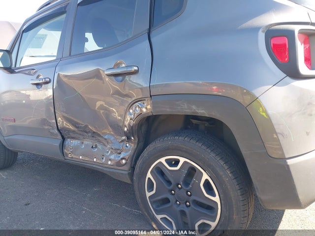 Jeep Renegade Trailhawk 2016 ZACCJBCT5GPD72773 Image 6