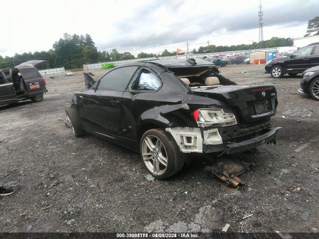 2012 BMW 135I WBAUC9C5XCVM11883 Photo 2