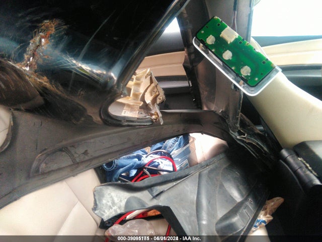 2012 BMW 135I WBAUC9C5XCVM11883 Photo 7