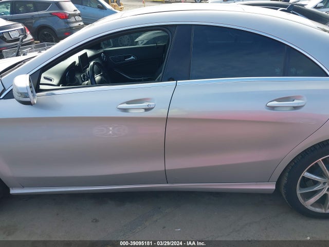 Mercedes-Benz CLA 250 2015 WDDSJ4EB9FN192088 Image 14