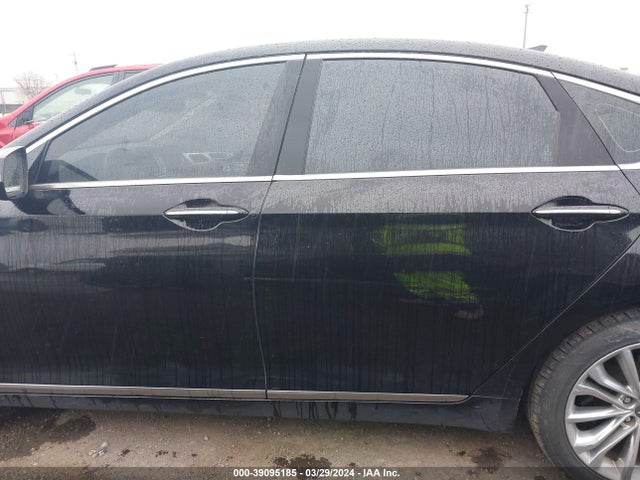 Genesis G80 3.8 2017 KMHGN4JE6HU190971 Image 15