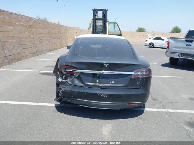 Tesla Model S 60/70/85 2015 5YJSA1H15FFP67586 Image 16