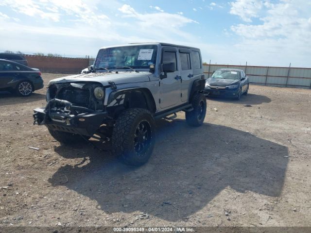 1C4HJWEG9FL532413 Jeep Wrangler Unlimited Sahara