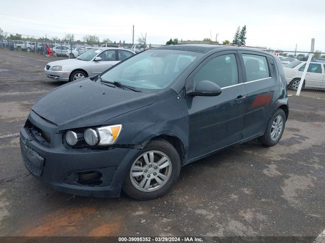 Chevrolet Sonic Lt Auto 2014 1G1JC6SB5E4134069 Image 2