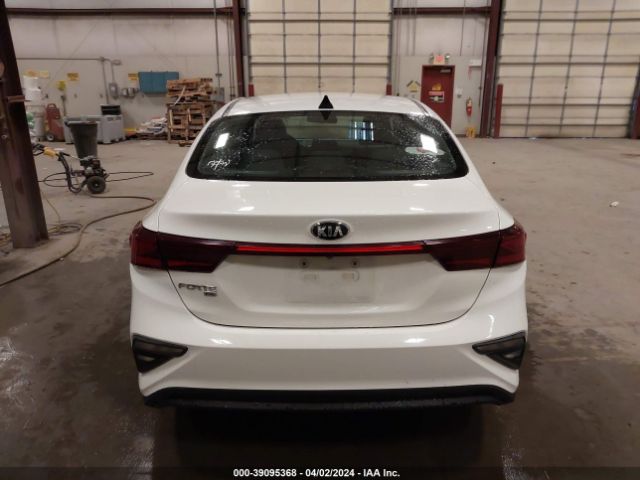 3KPF24AD8KE010007 KIA FORTE FE