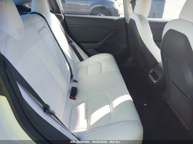 Tesla Model 3 Standard Range Plus Rear-wheel Drive 2021 5YJ3E1EA3MF073487 Image 8