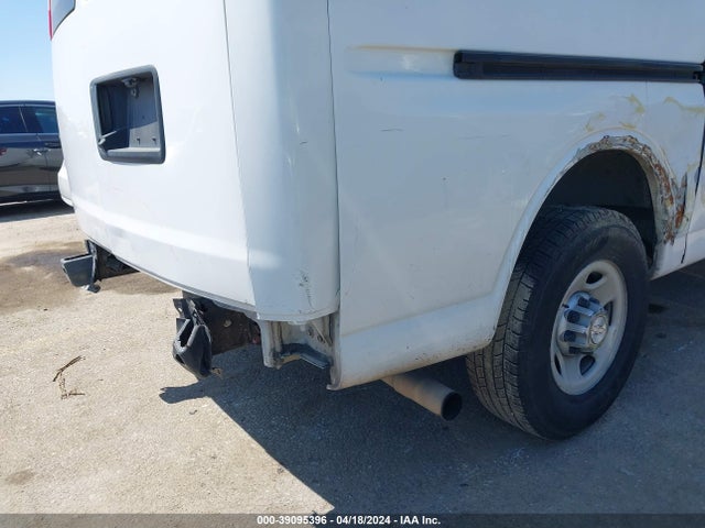 Chevrolet Express 2500 Work Van 2016 1GCWGAFFXG1321118 Image 6