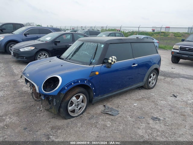 2009 MINI COOPER CLUBMAN WMWML33559TP98389 Photo 1