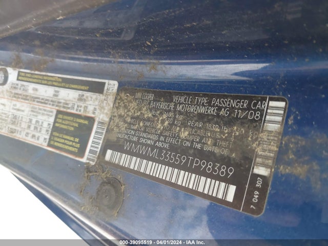 2009 MINI COOPER CLUBMAN WMWML33559TP98389 Photo 8