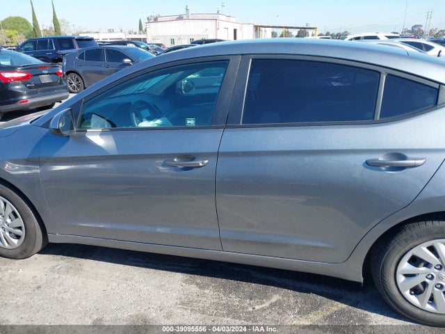 Hyundai ELANTRA SE 2019 KMHD74LF4KU783593 Image 14