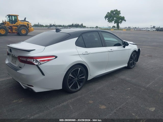 Toyota CAMRY XSE 2020 4T1K61AK3LU360773 Image 4