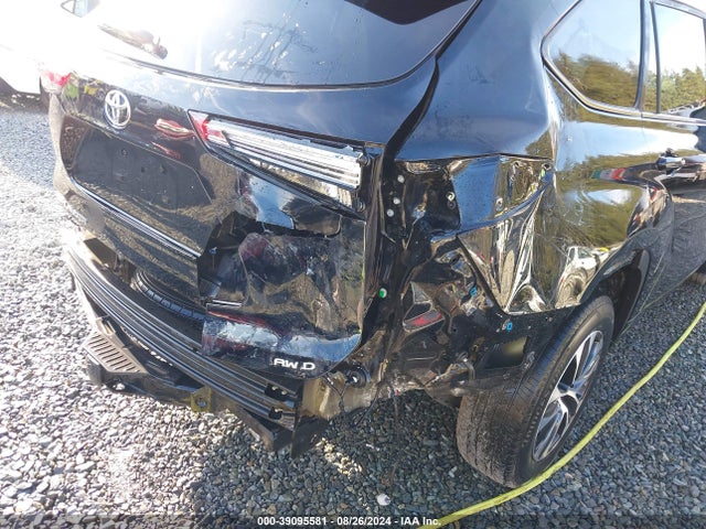 Toyota Highlander Xle 2023 5TDKDRBHXPS010403 Image 6