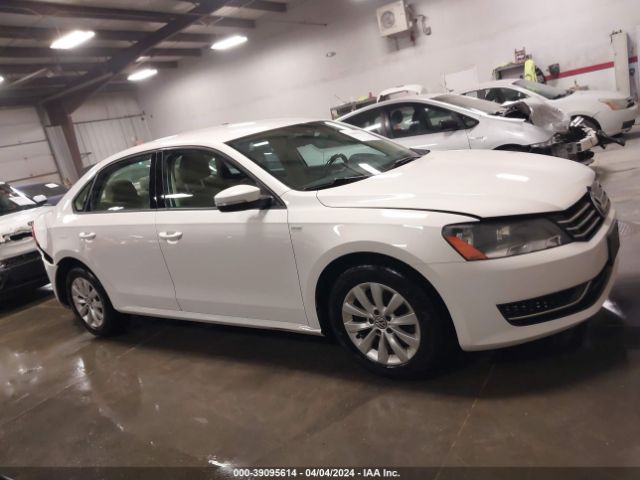 1VWAS7A33FC027844 Volkswagen Passat 1.8t Wolfsburg Edition