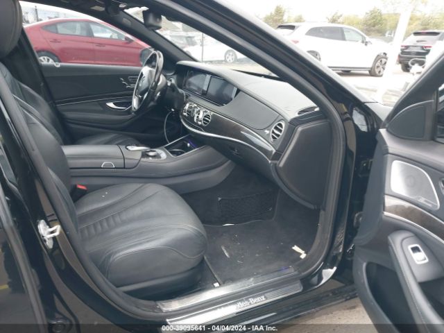 WDDUG8CB0GA235842 Mercedes-Benz S 550