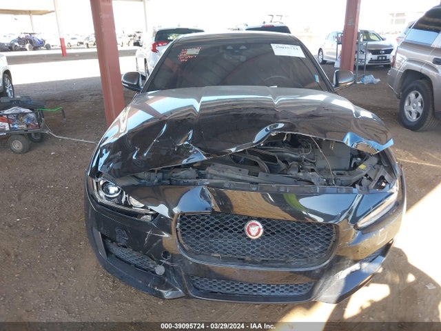 SAJAT4GXXKCP51194 Jaguar Xe 30t 300 Sport